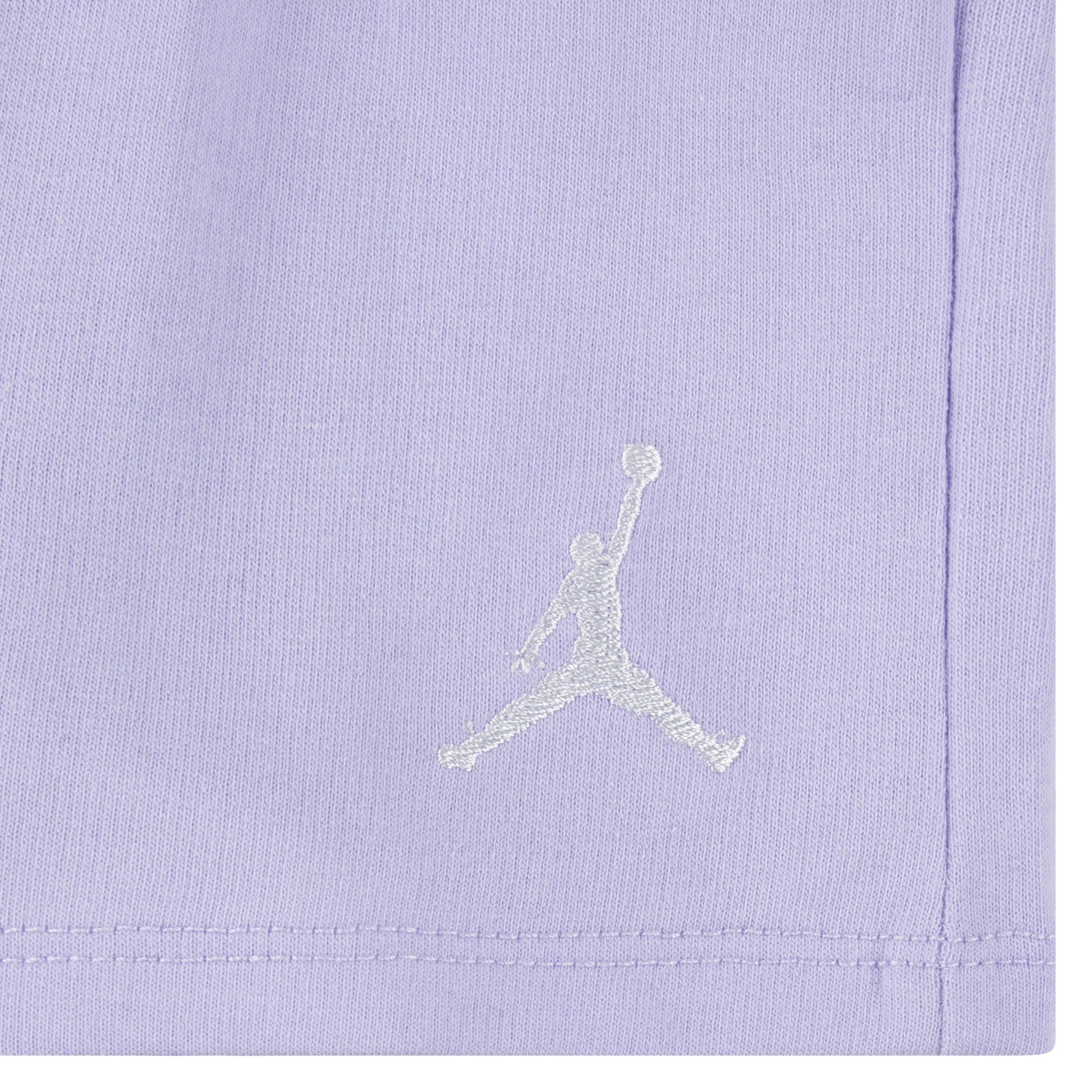 Compleu Nike Essentials cu short 12-24 luni