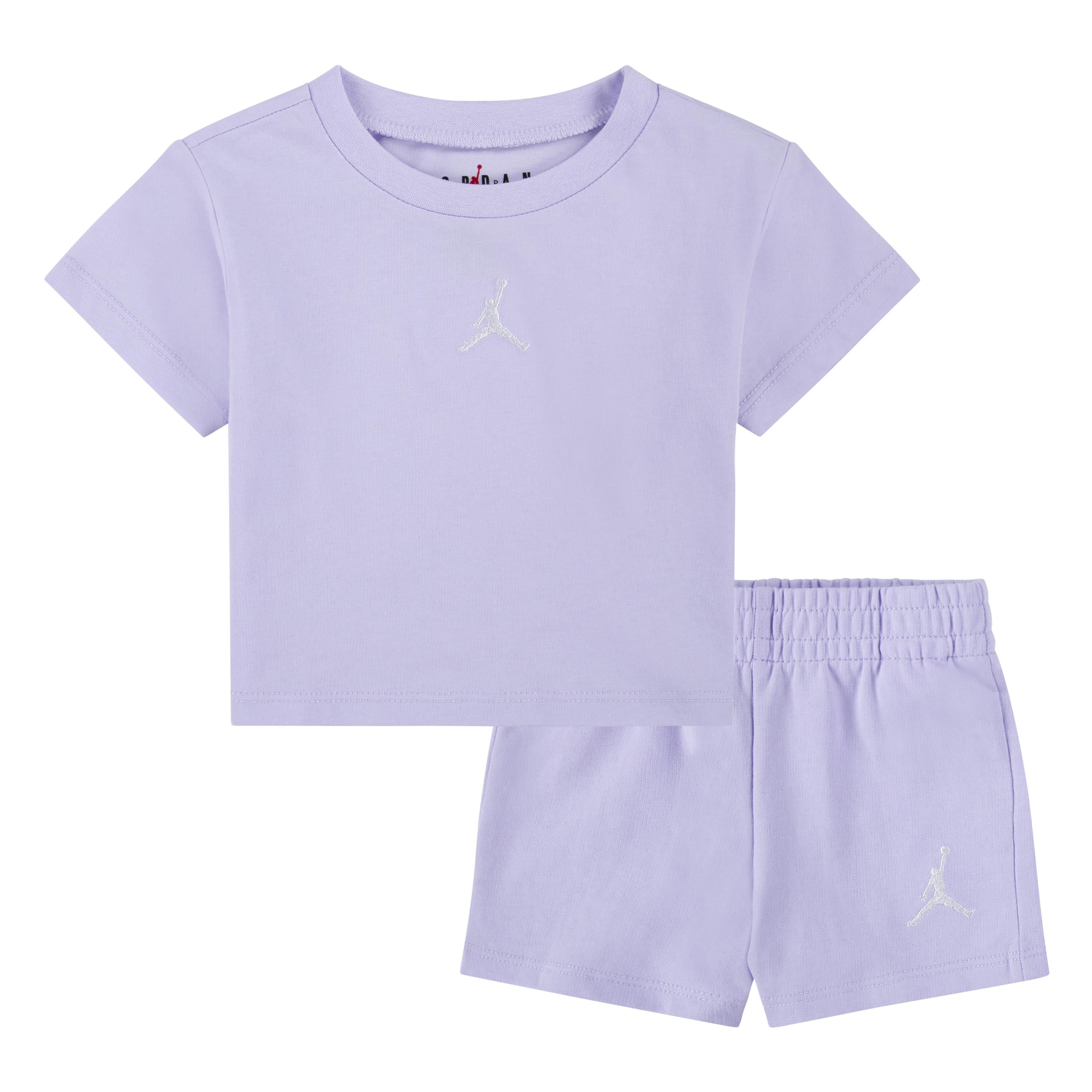 Compleu Nike Essentials cu short 12-24 luni