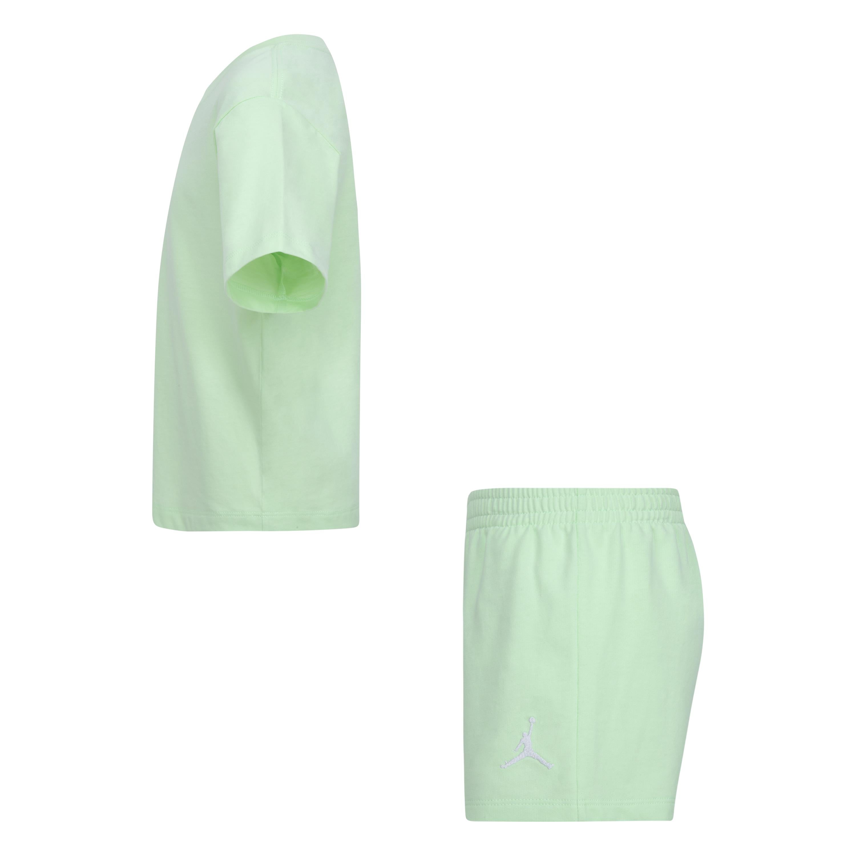 Compleu Nike Essentials cu short 2-7 ani