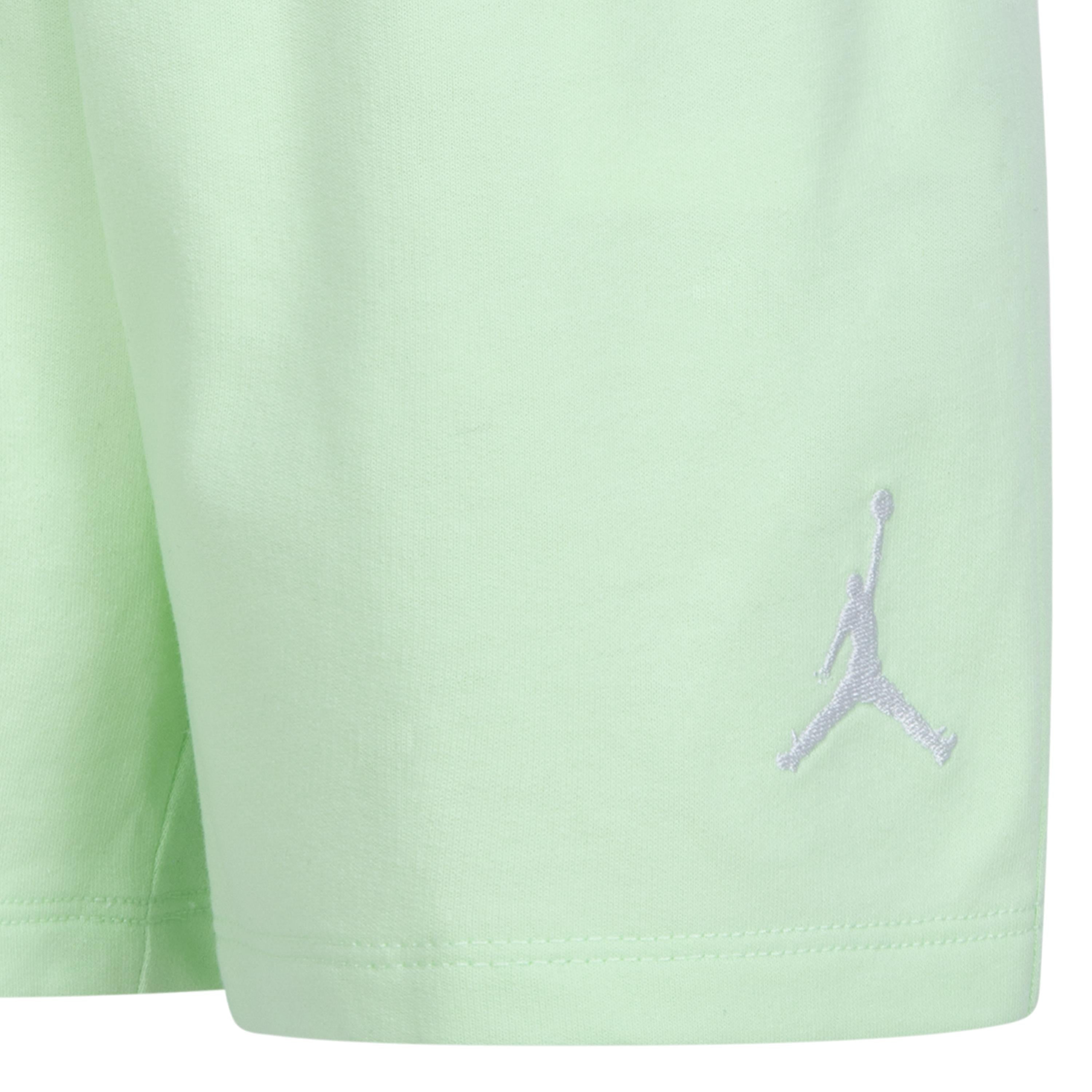 Compleu Nike Essentials cu short 2-7 ani