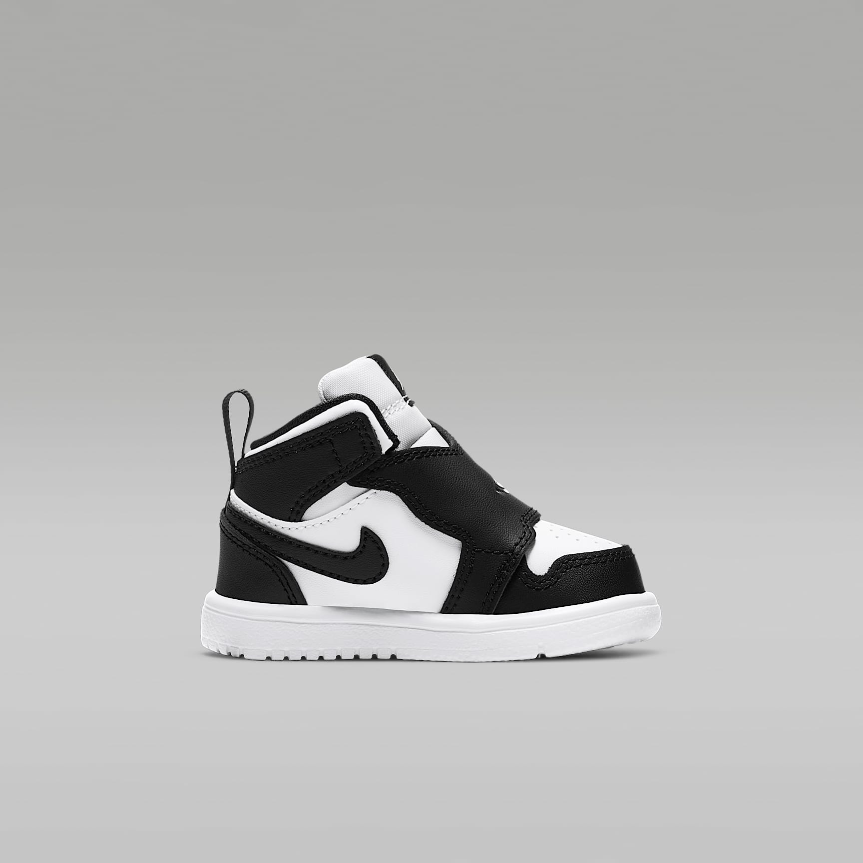 Pantofi sport Nike Sky Jordan 1 Toddler