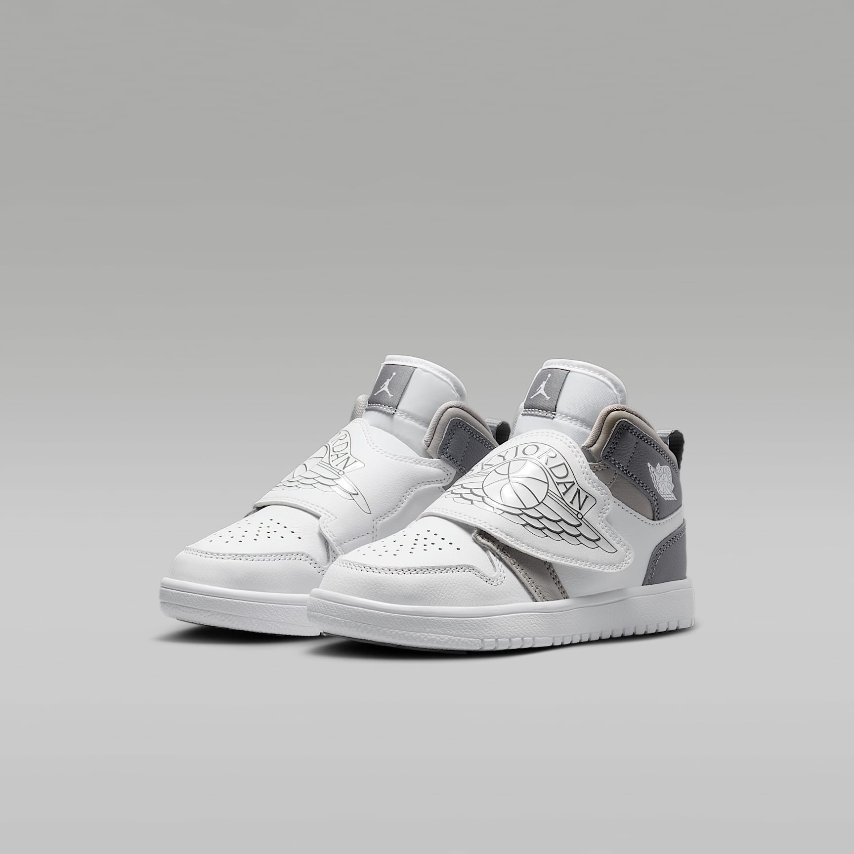 Pantofi sport Nike Sky Jordan 1 Preschool