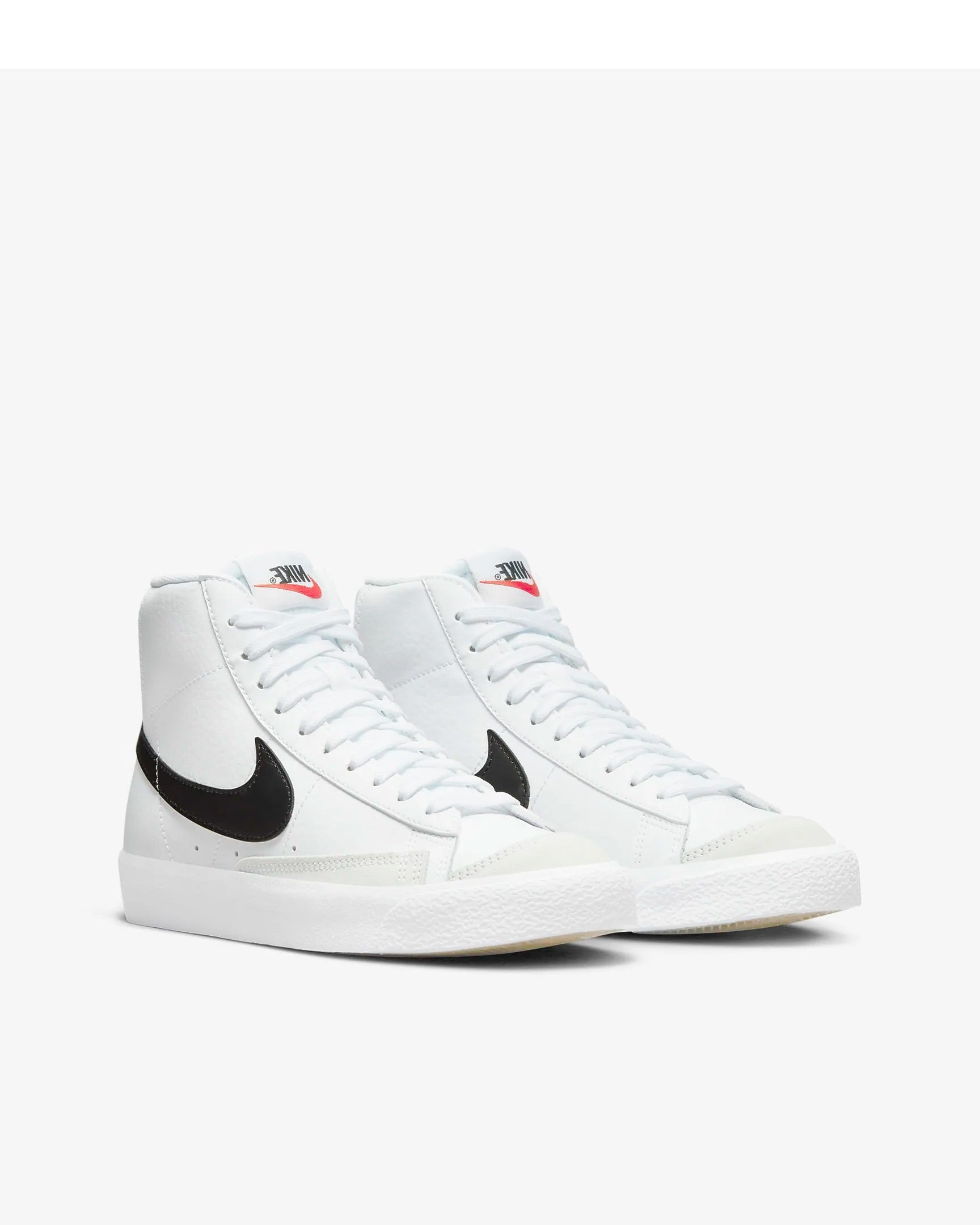 Sneakers-Nike-Blazer Mid '77 Bg