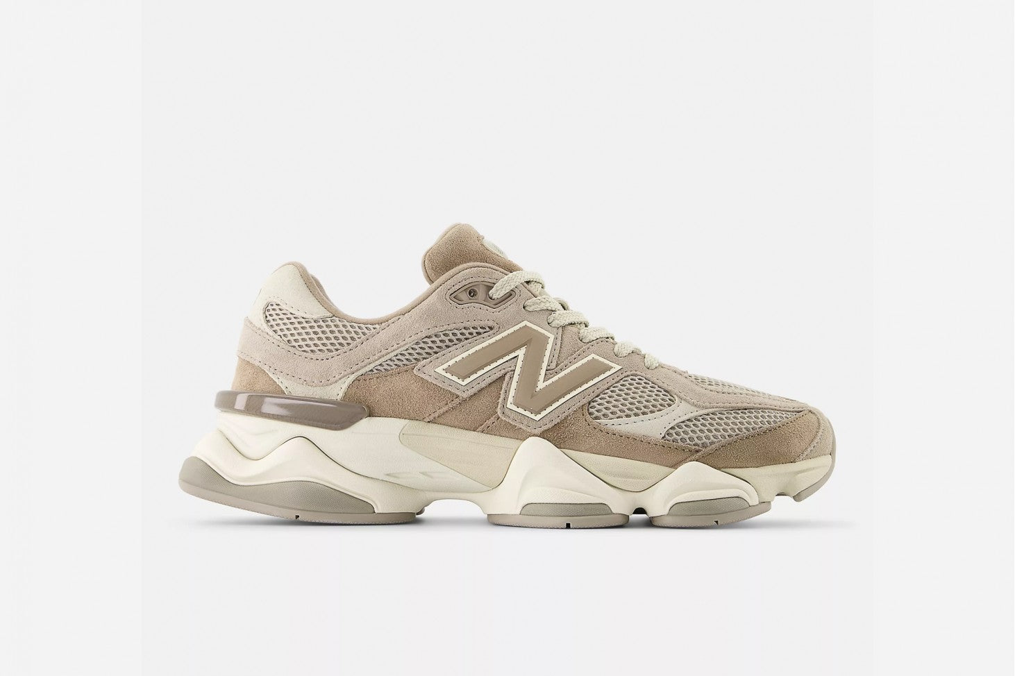 Pantofi Sport New Balance 9060 - Footwear Classics Gradeschool EU 39 - EU 40