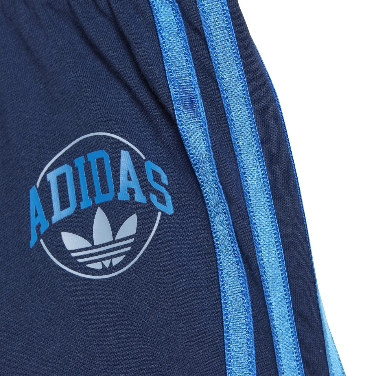Compleu adidas Originals short si tricou 0-4 ani