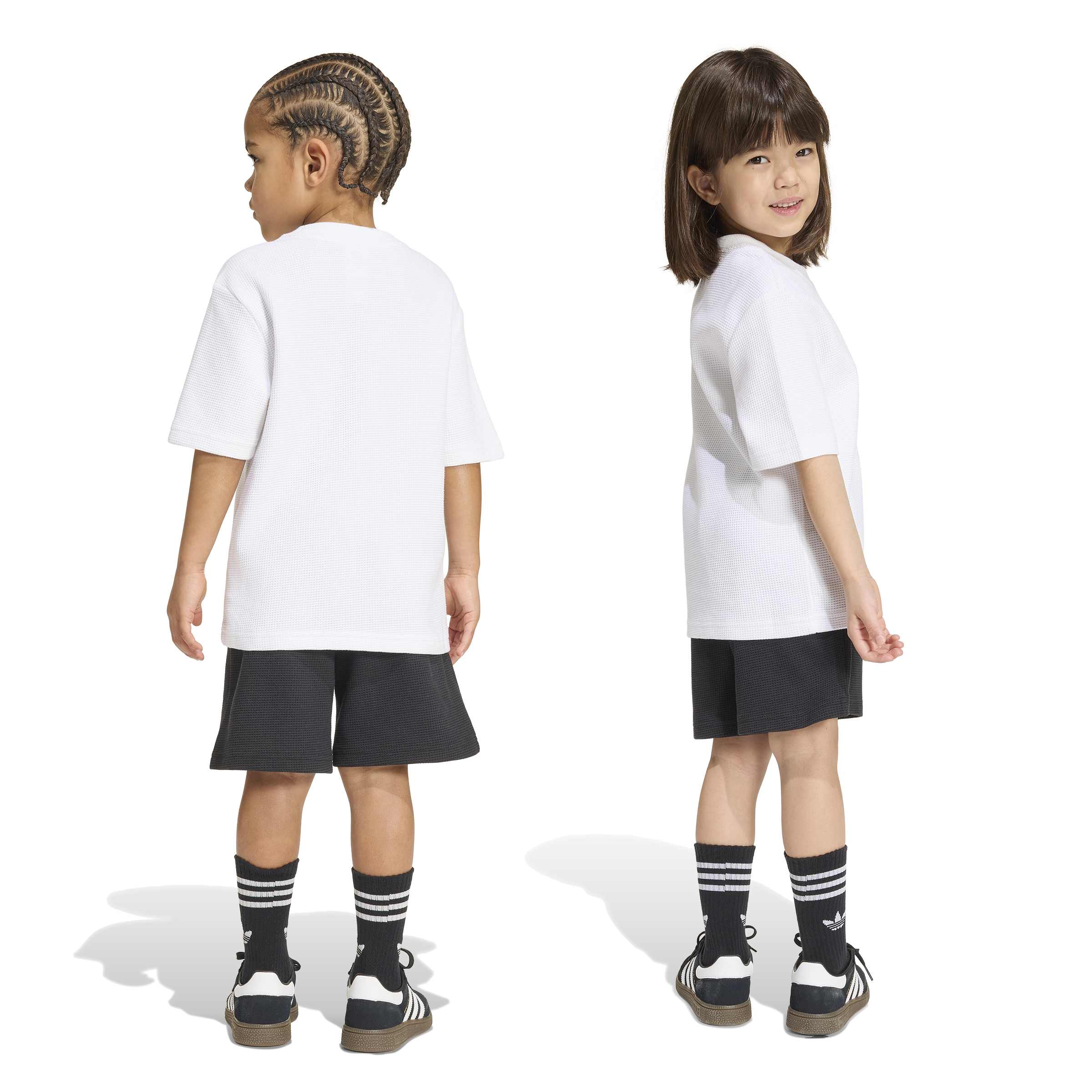 Set tricou si pantaloni scurti adidas Originals