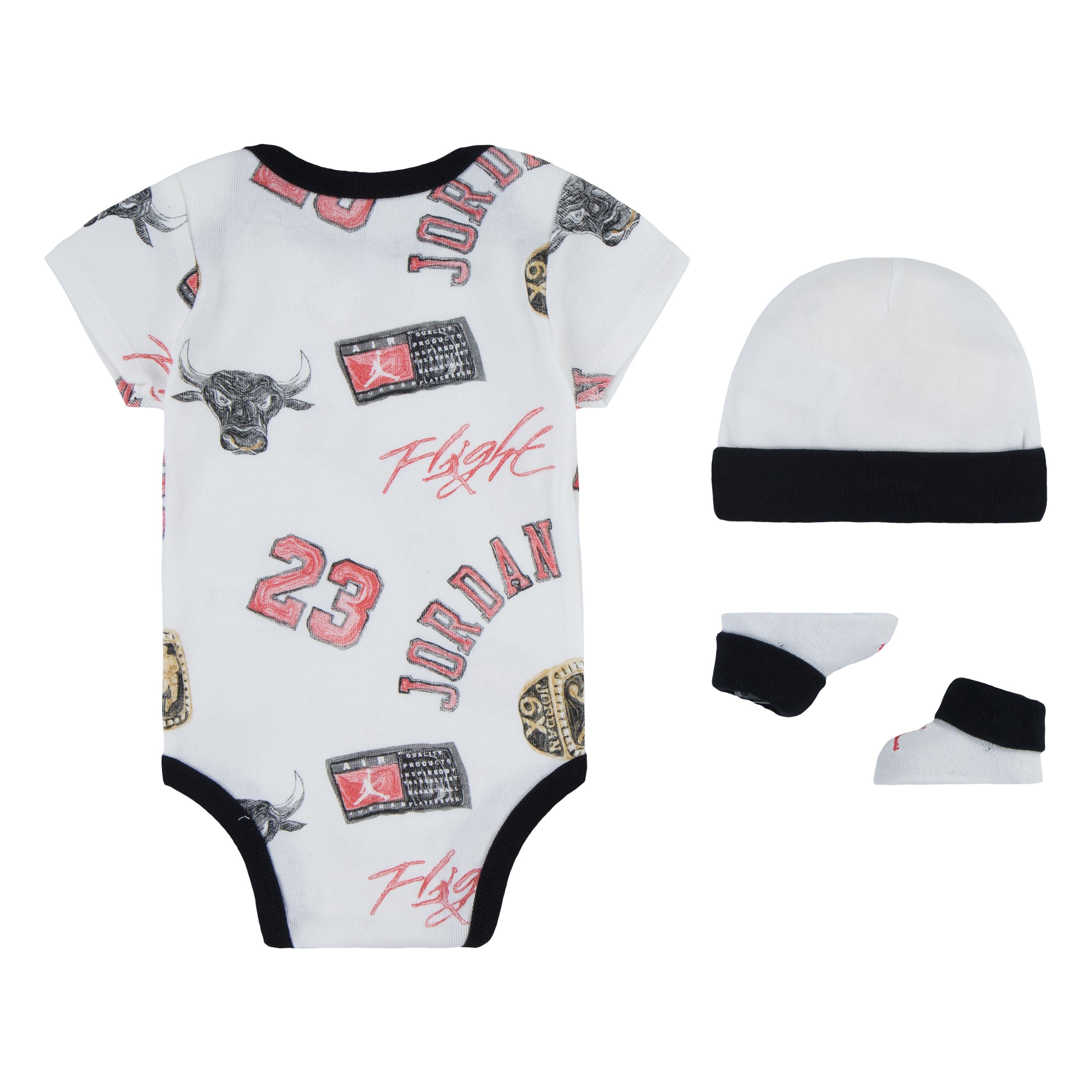 Compleu Nike Mj Essentials 3Pc Set 6-12 luni