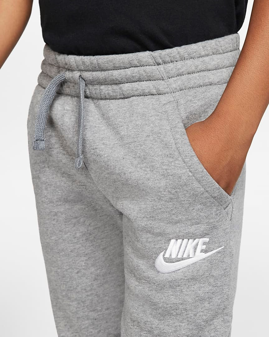 Pantaloni sport Nike Club Fleece 2-7 ani