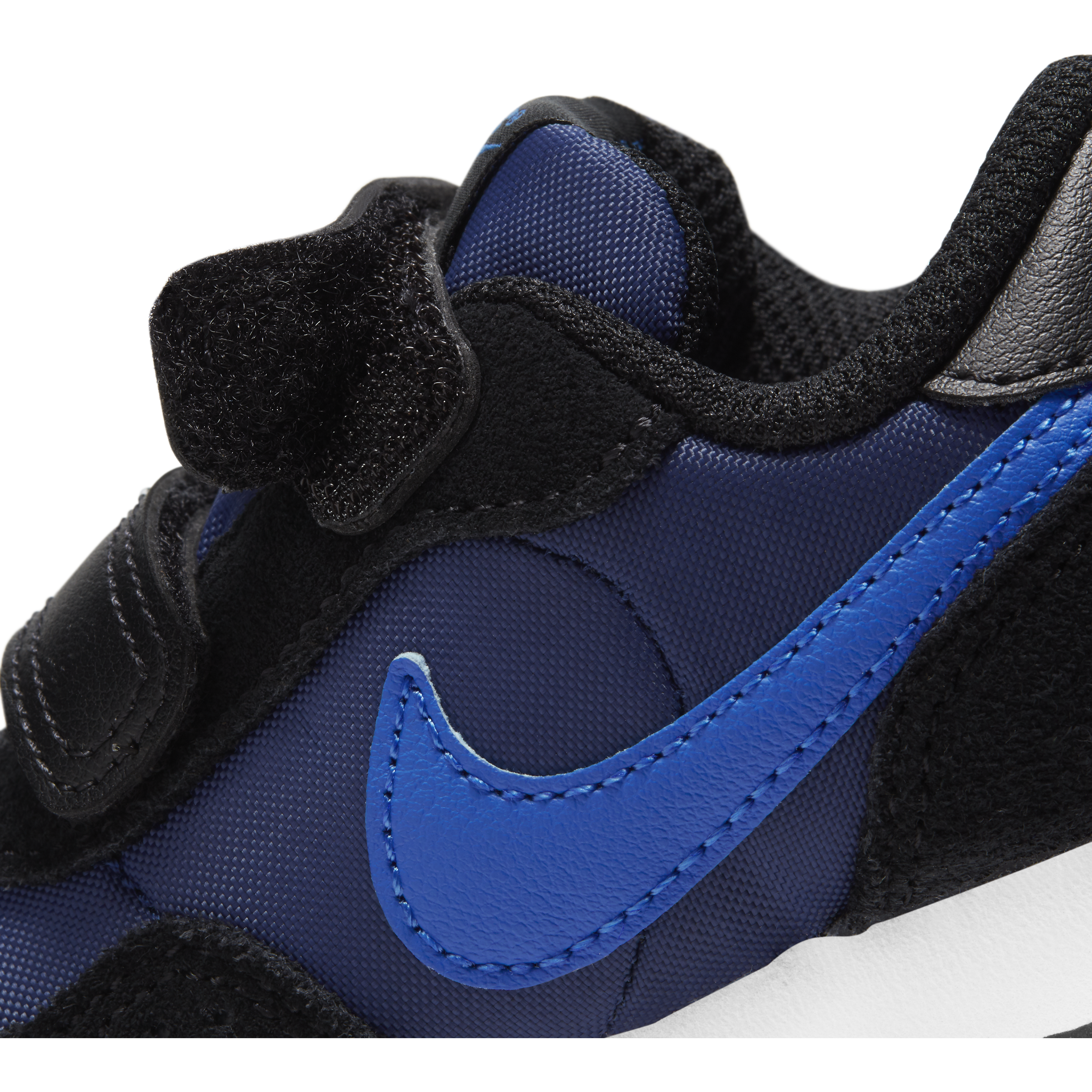 Pantofi sport Md Valiant Btv Nike EU 17 - EU 27