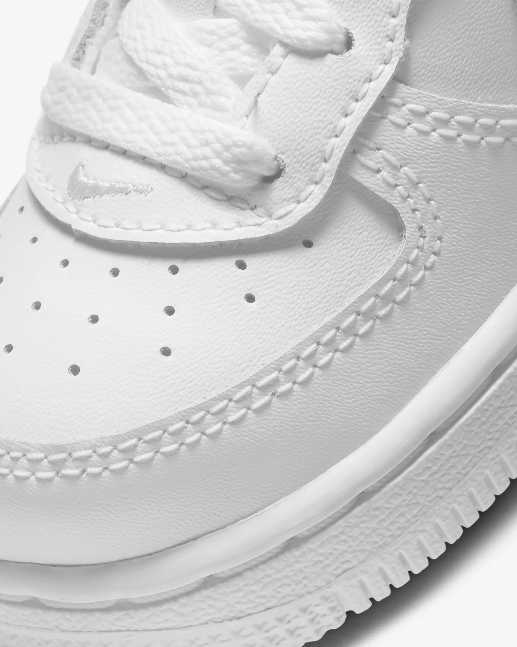 Pantofi sport Nike Force 1 EU 17- EU 27