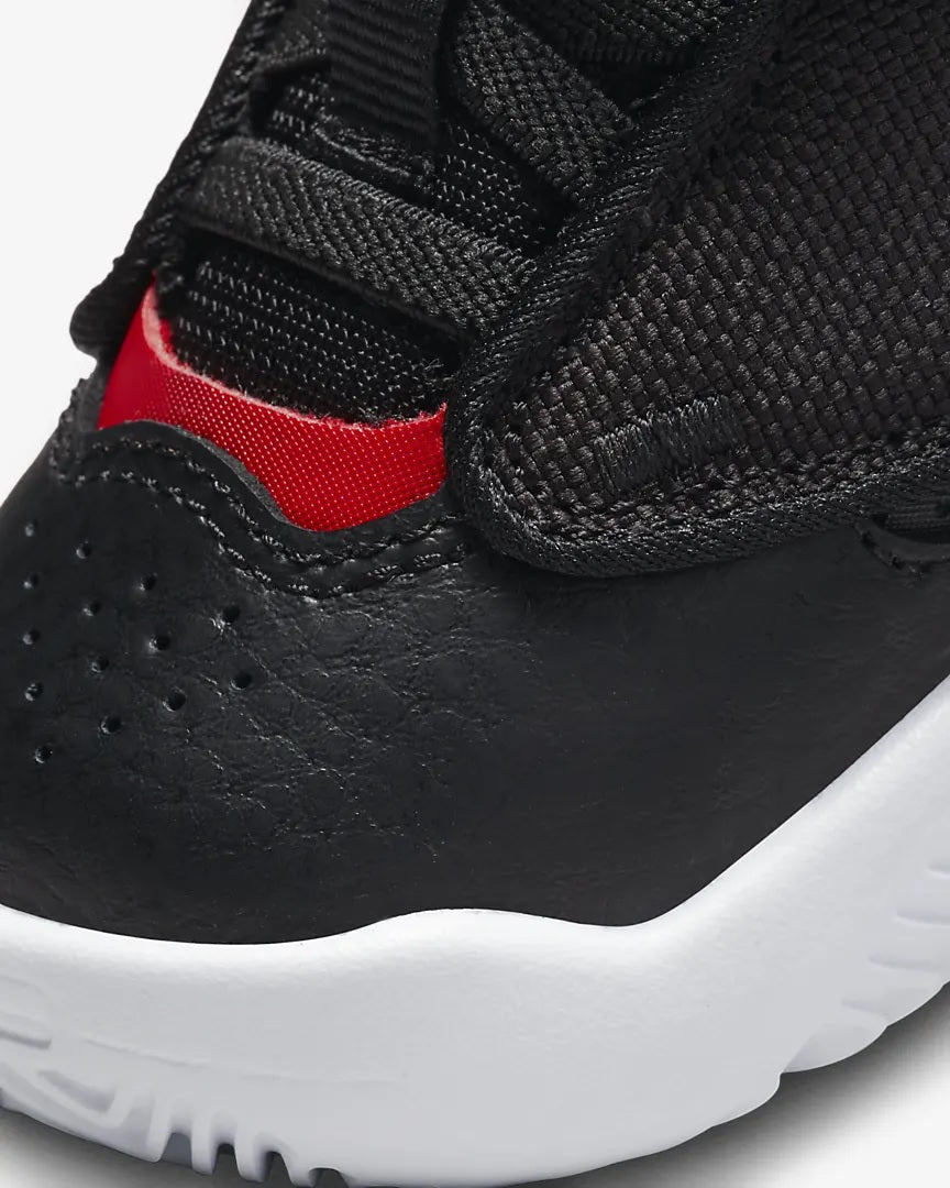 Pantofi sport Nike Jordan Max Aura 4 EU 17- EU 27