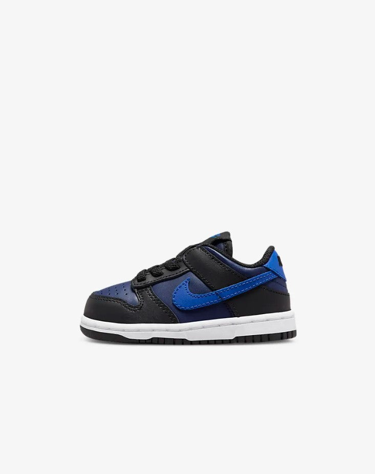 Pantofi sport Nike Dunk Low EU 17 - EU 27