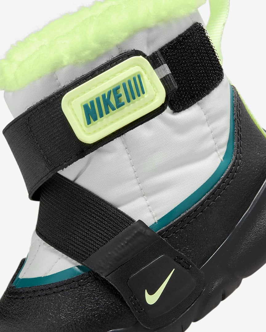 Cizme Nike Flex Advance EU 17 - EU 27