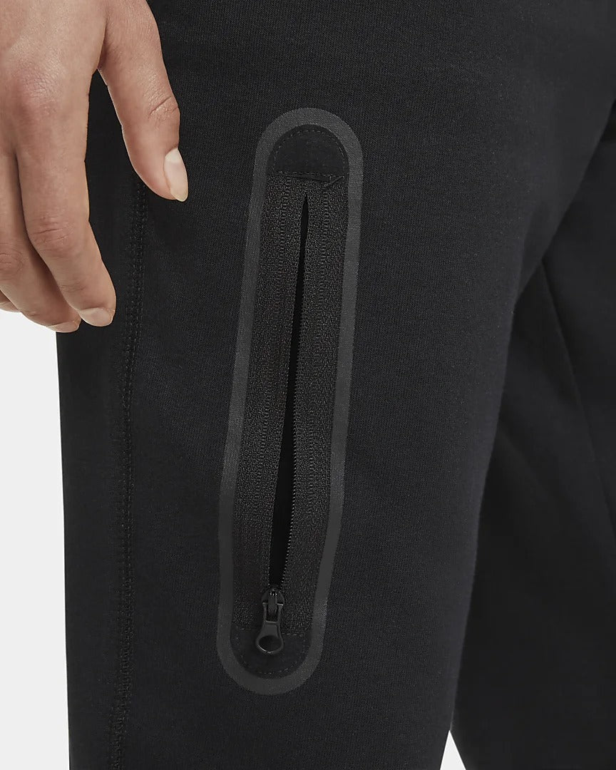 Pantaloni sport Nike Tech Fleece Girls 7-14 ani 122-166 cm