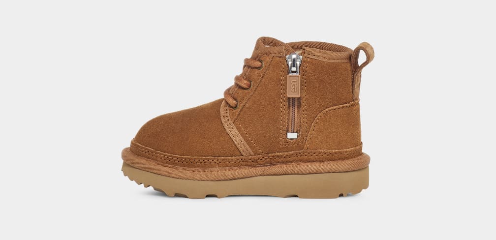 Image of Gheata UGG Neumel Ii EU 22 - EU 30