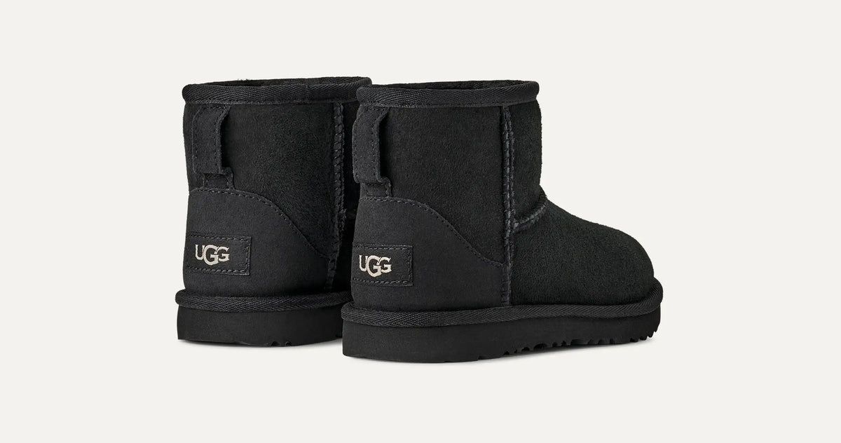 Cizme Ugg Classic Mini