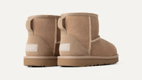 Cizme UGG Classic Mini II