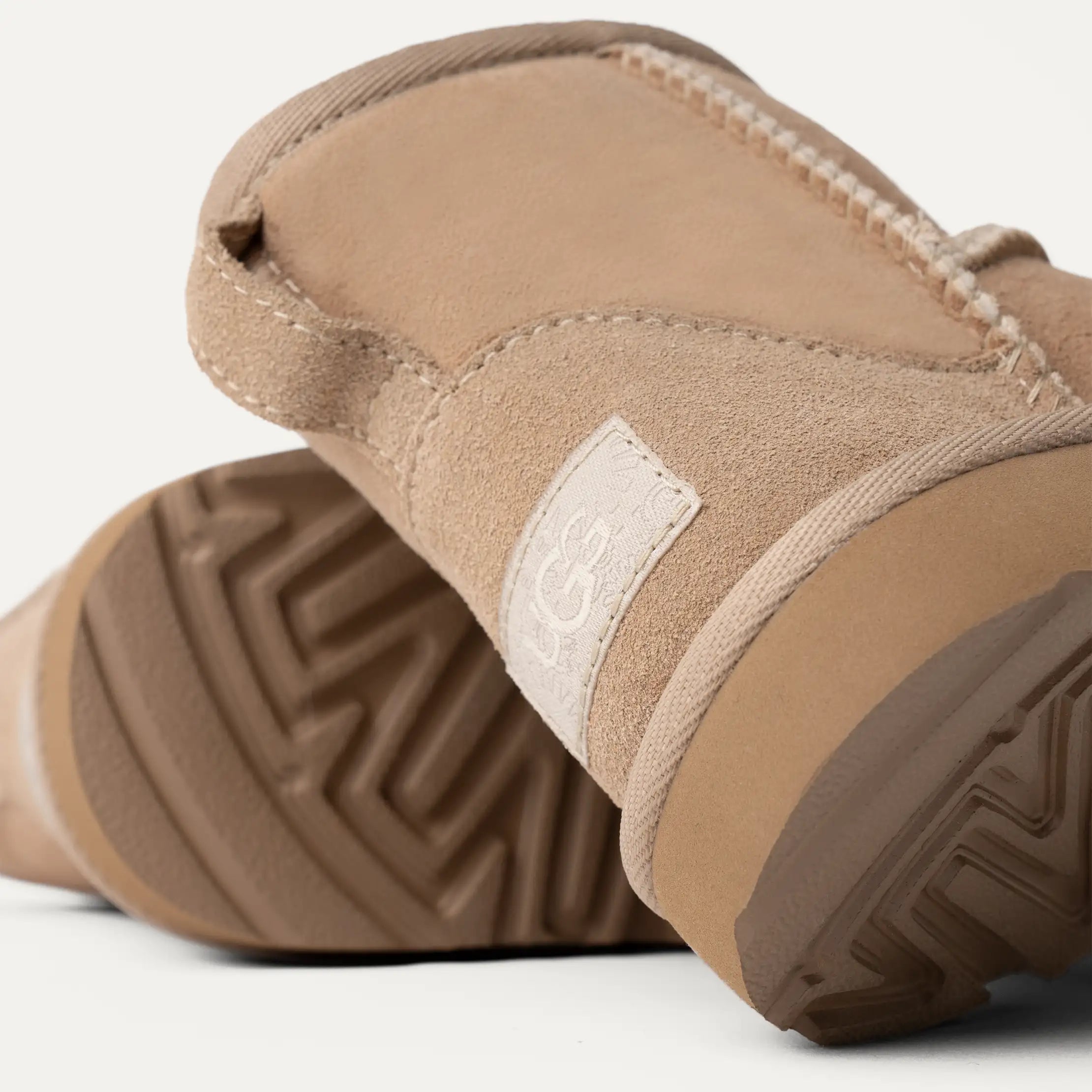 Image of Cizme UGG Classic Mini II