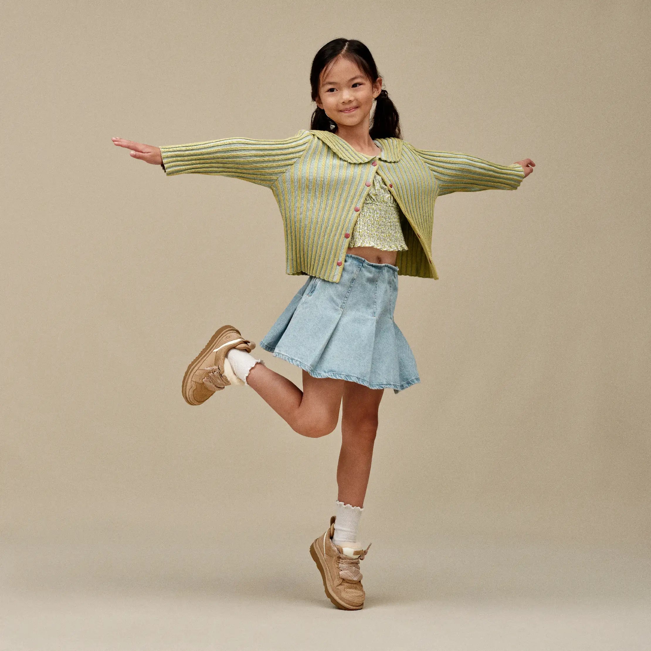 Image of Pantofi sport UGG Lowmel