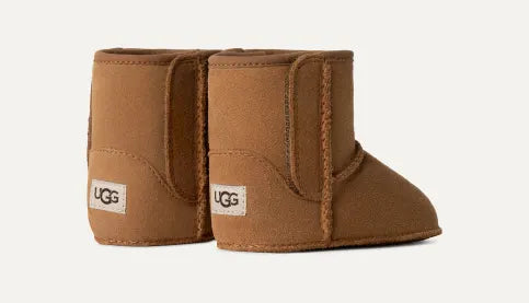 Image of Gheata-UGG-Baby Classic And Lovey EU 16 - EU 18