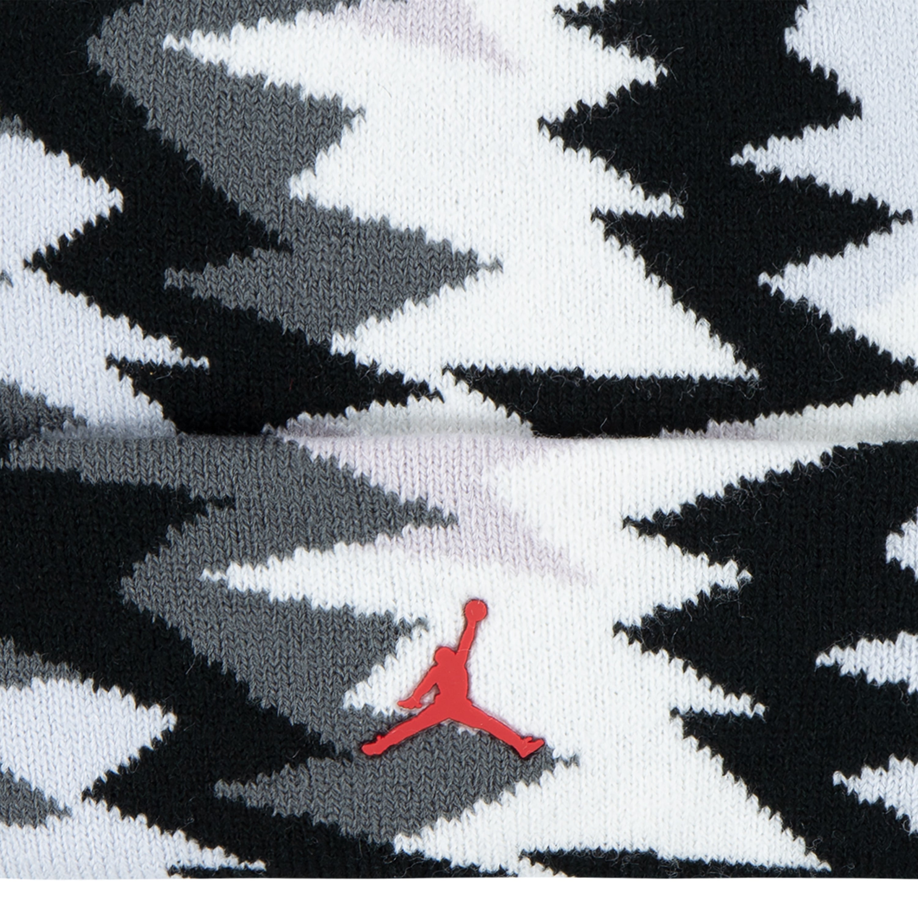 Caciula Nike Jan Aop Essential 8- 16 ani