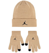 Caciula Jan Jordan Essentials S