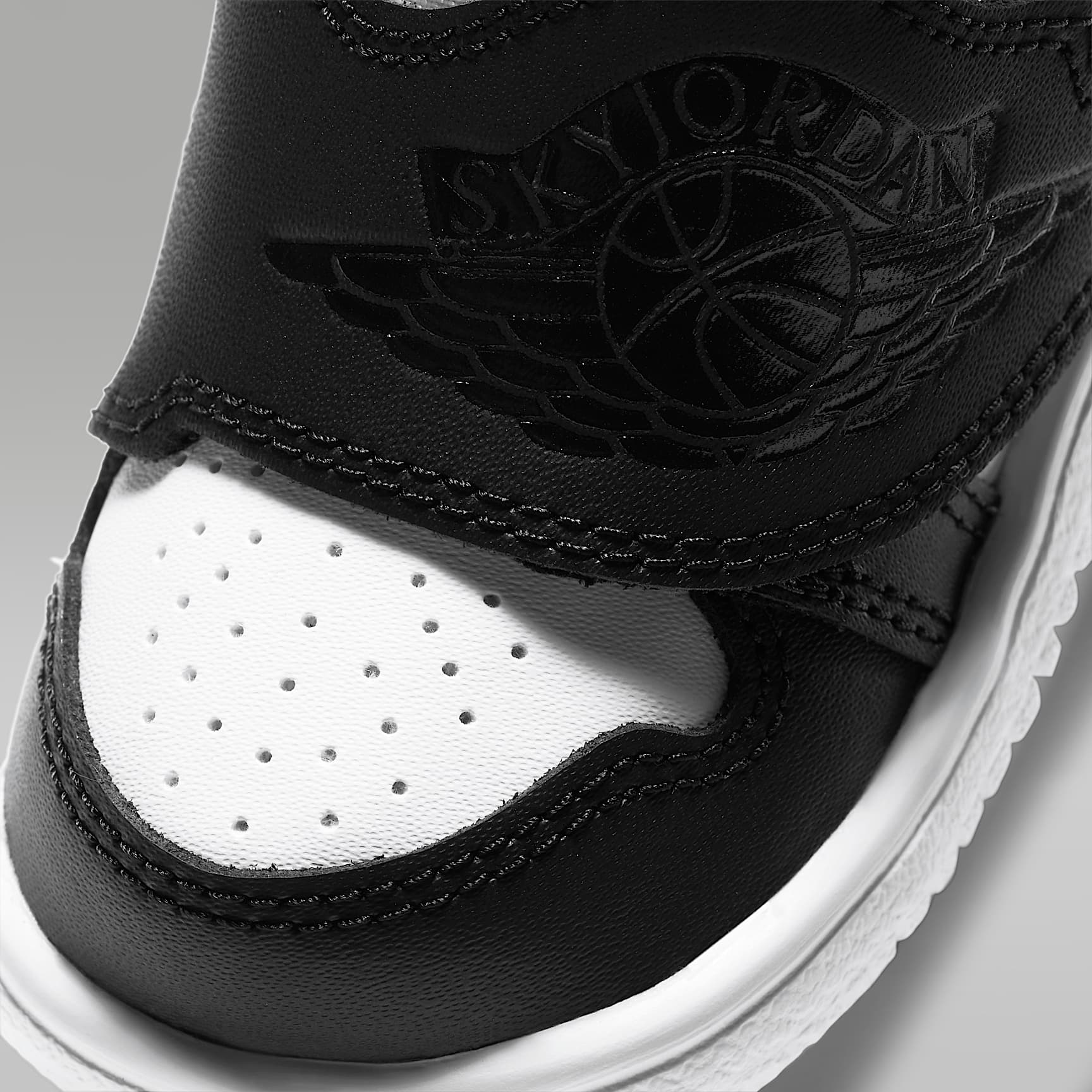 Image of Pantofi sport Nike Sky Jordan 1 Toddler