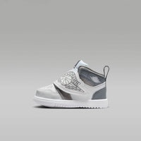 Pantofi sport Nike Sky Jordan 1 Toddler