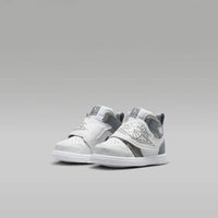 Pantofi sport Nike Sky Jordan 1 Toddler