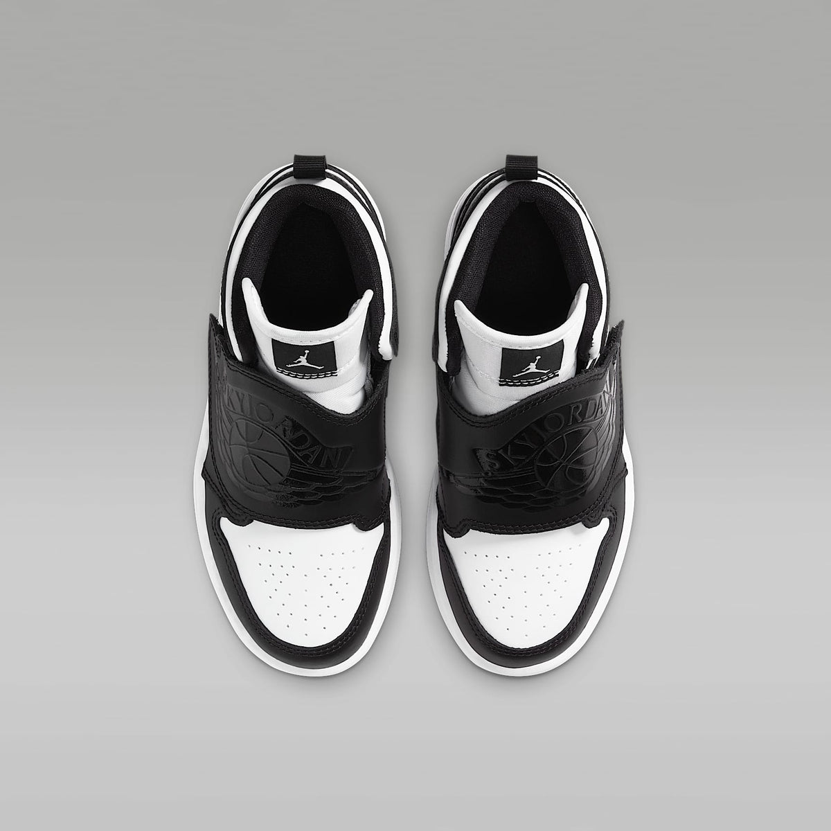 Pantofi sport Nike Sky Jordan 1 Preschool