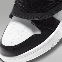 Pantofi sport Nike Sky Jordan 1 Preschool