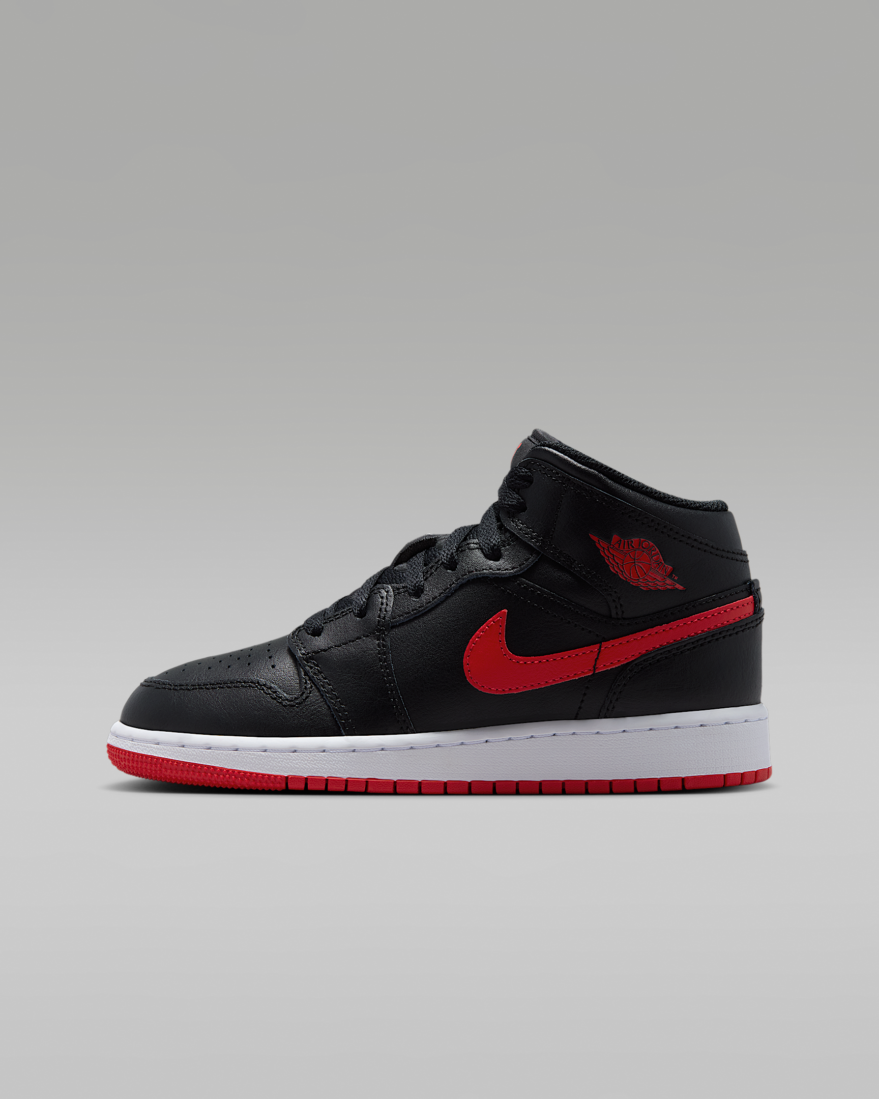 Image of Pantofi sport Jordan Air Jordan 1 Mid Grade School