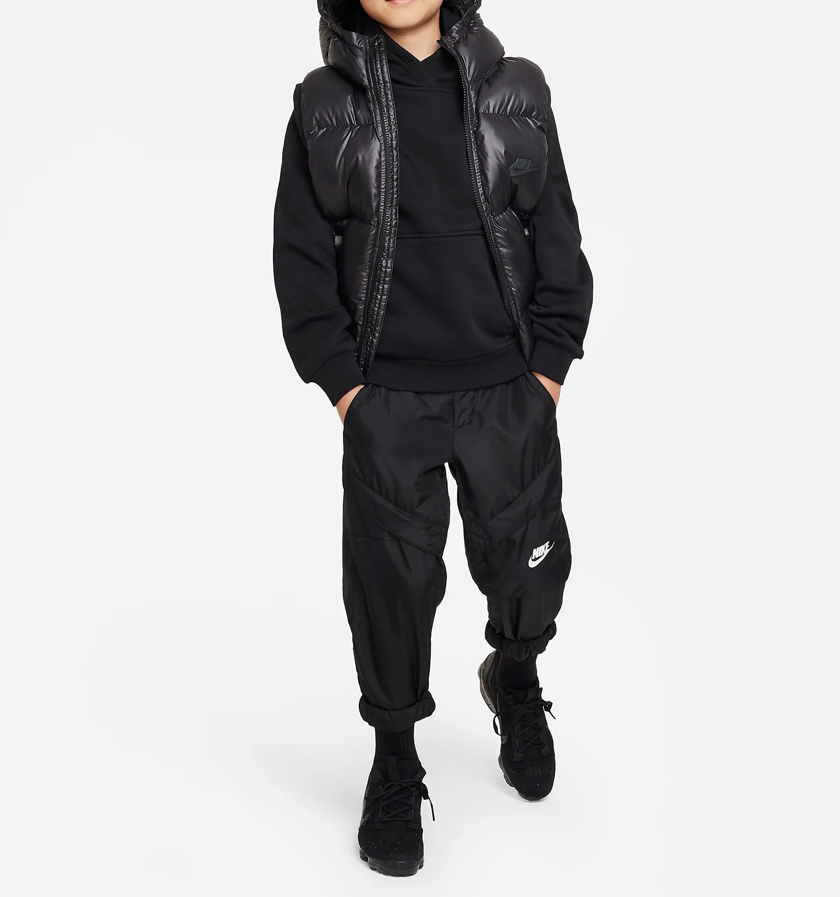 Vesta Nike Nsw cu fermoar si gluga 6-15 ani