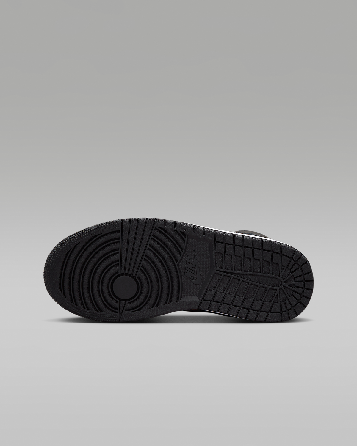 Pantofi sport Jordan Court Connect Mid Grade School