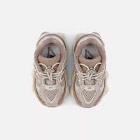 Pantofi Sport New BALANCE 9060 - Footwear Classics EU 21 - EU 27.5