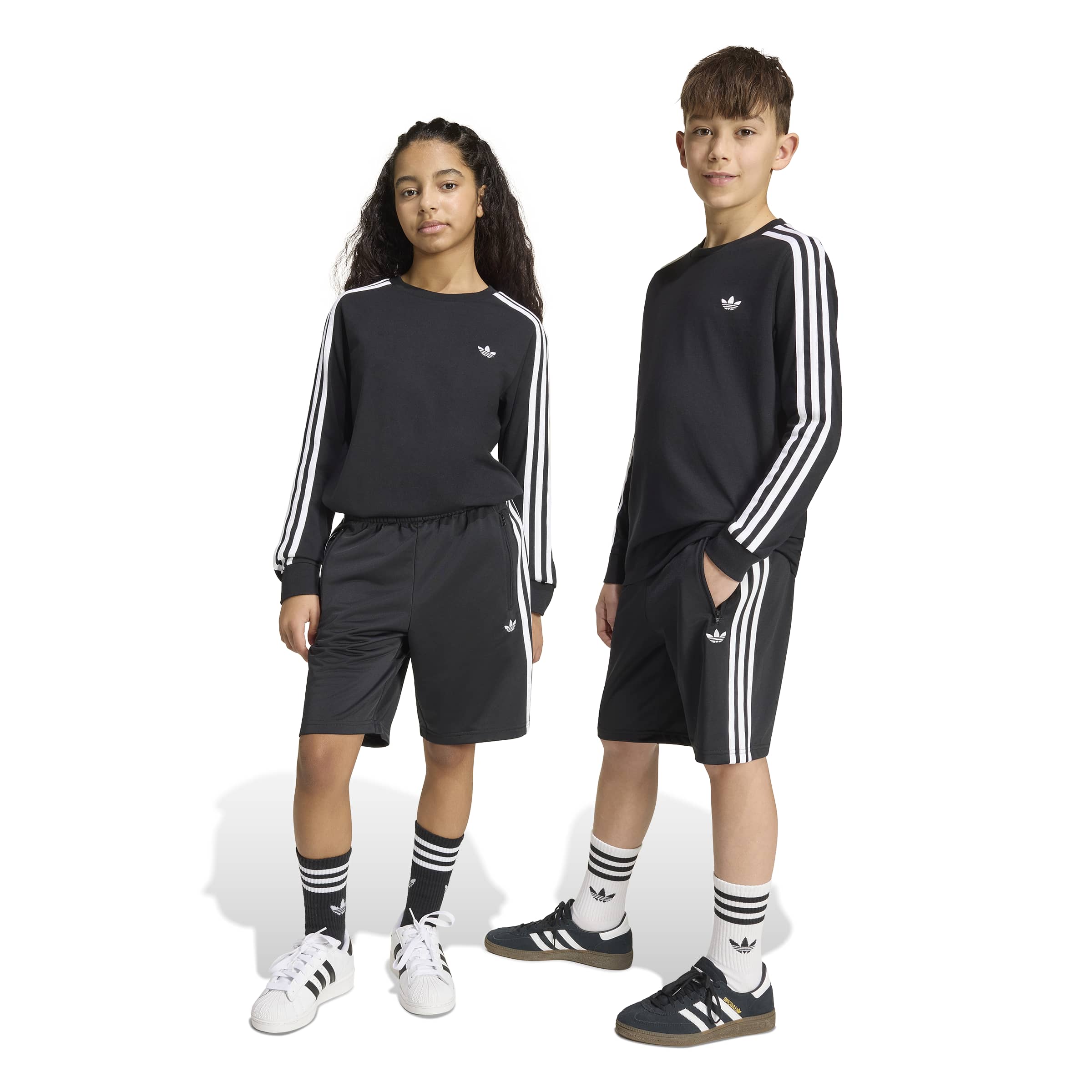 Image of Pantaloni scurți adidas Originals Firebird