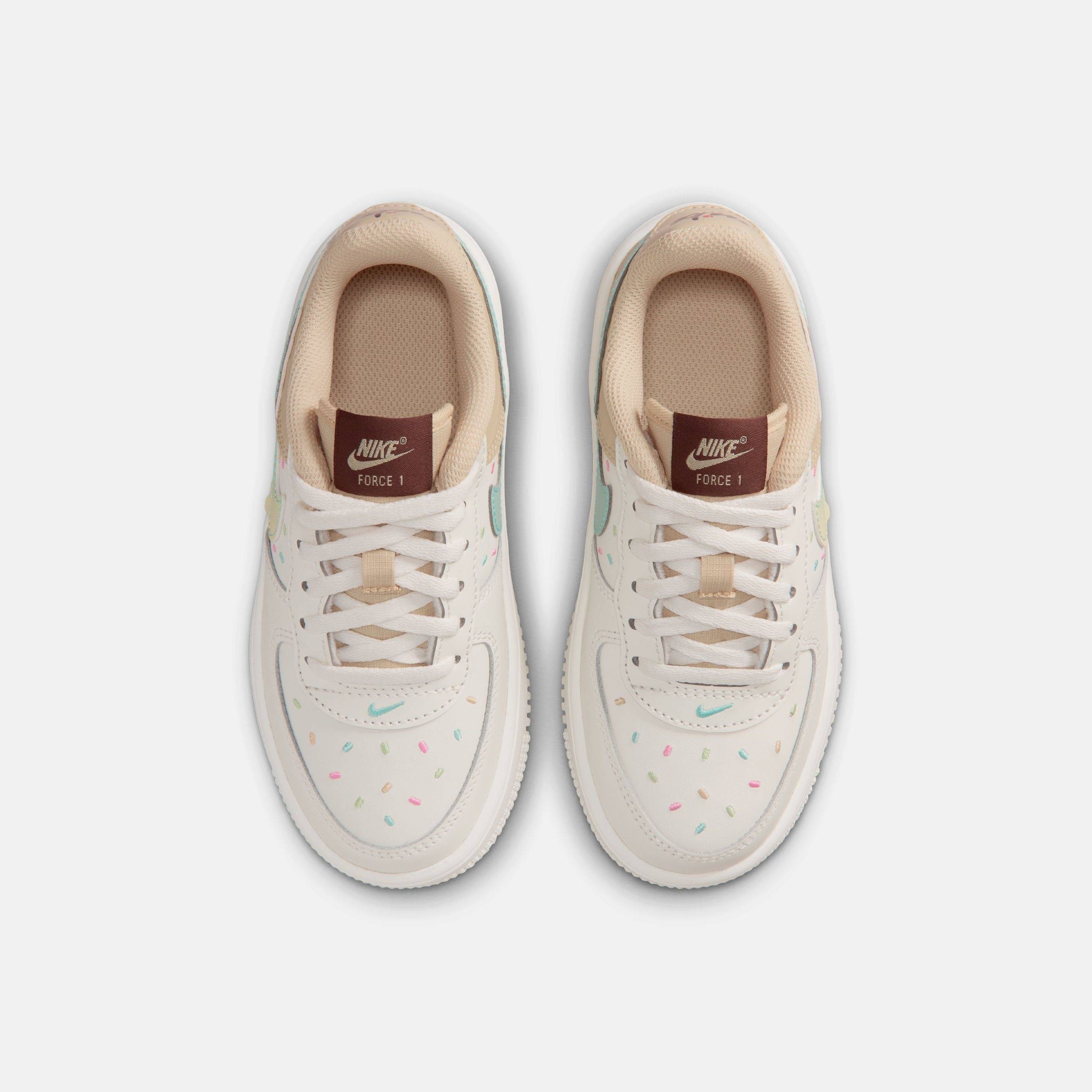 Image of Pantofi sport Nike Force 1 Low Lace Big Kids