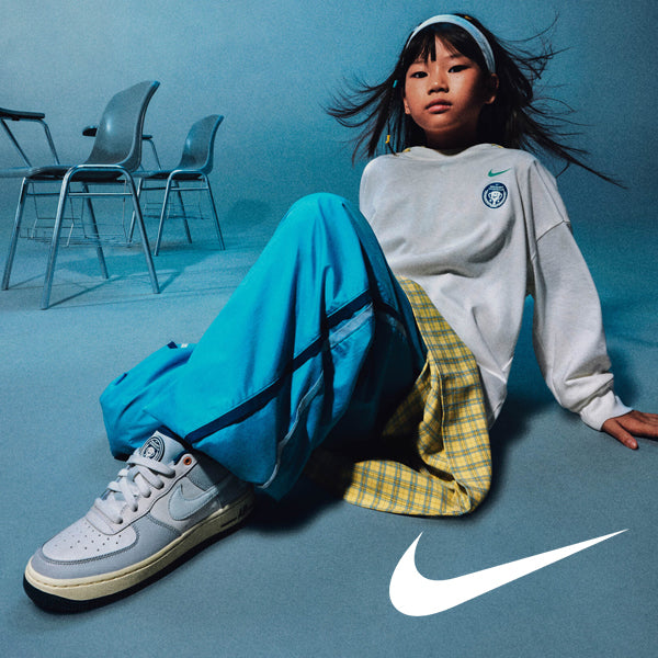 NIKE