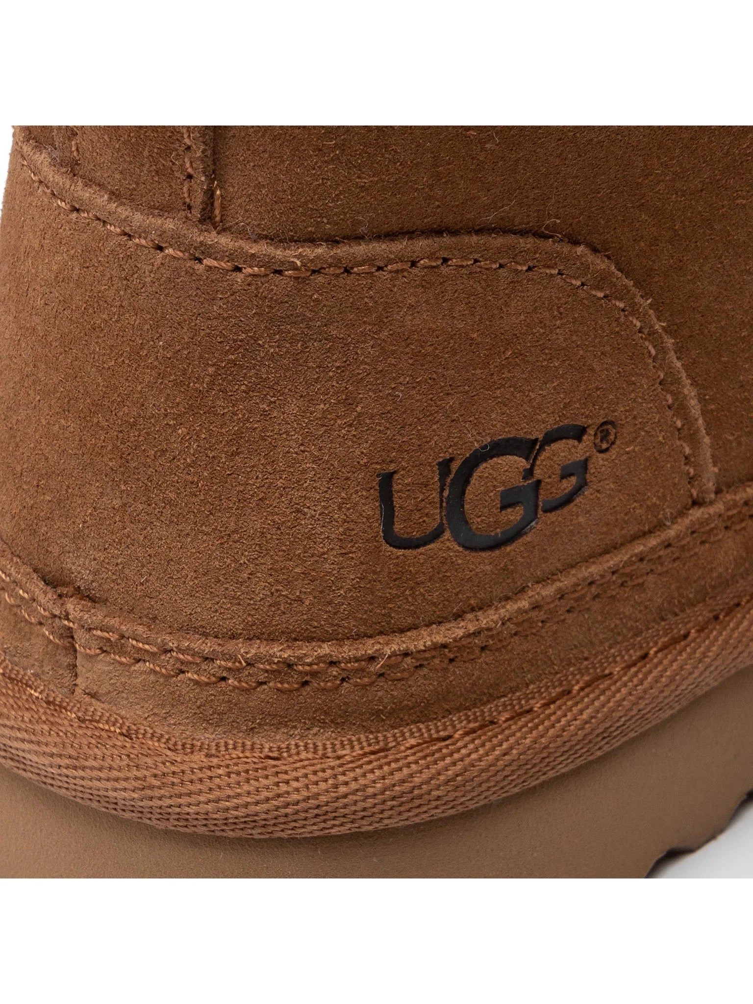 Image of Gheata UGG Neumel Ii EU 31 - EU 36