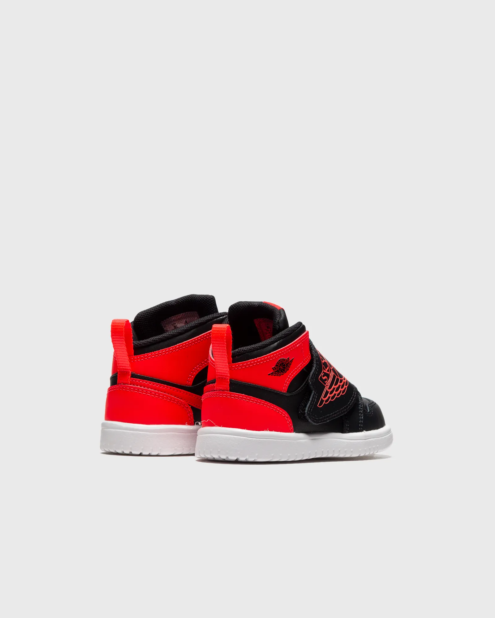 Pantofi sport NIKE Sky Jordan 1 TD EU 21-EU 27
