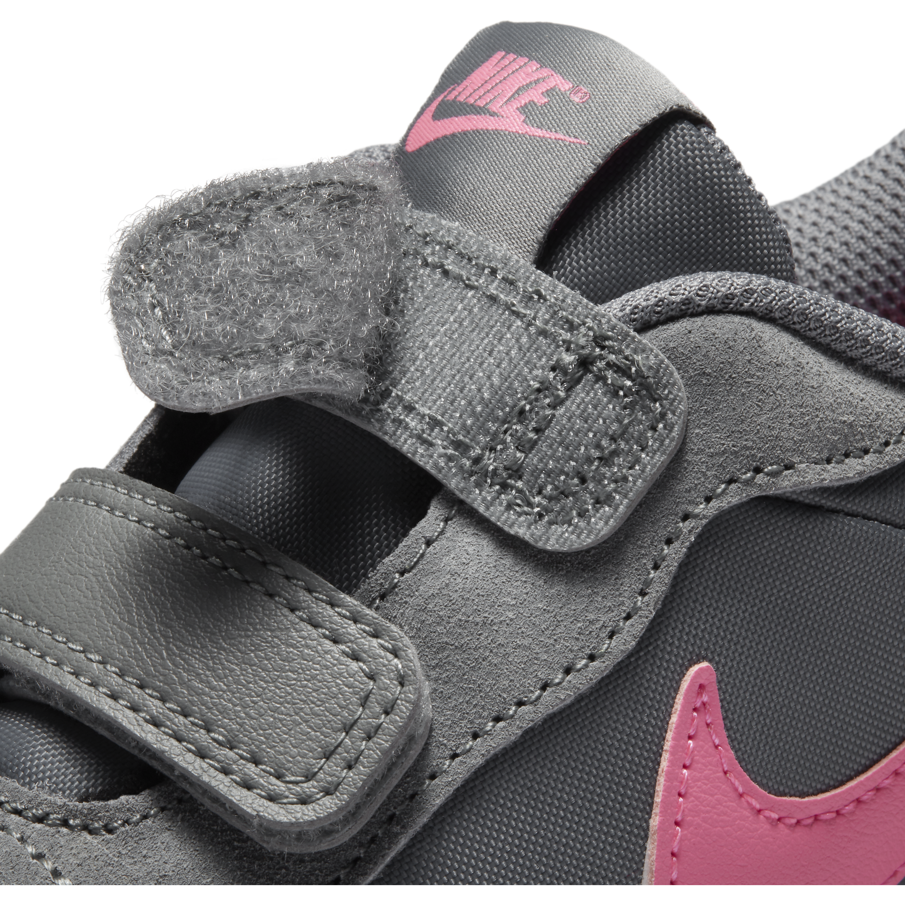 Pantofi sport NIKE MD Valiant EU 27.5 - EU 35