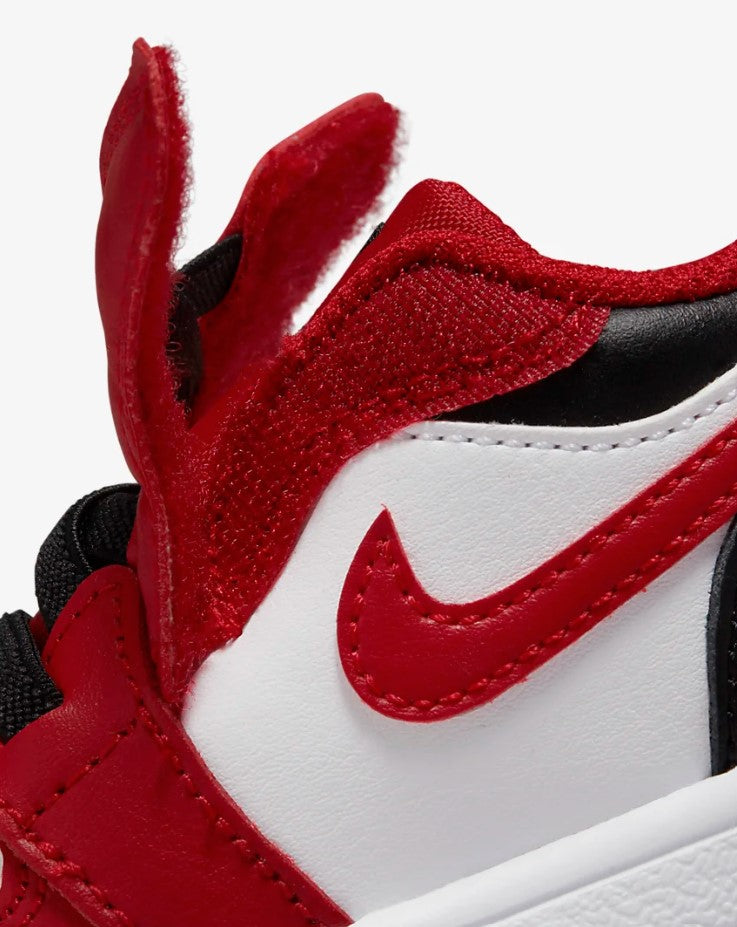 Pantofi sport Nike Jordan 1 Low Alt EU 21- EU 27