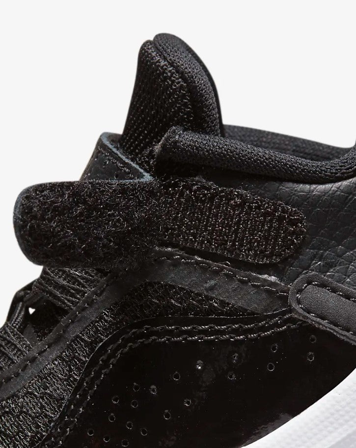 Pantofi sport Nike Jordan 11 CMFT Low EU 19.5- EU 27