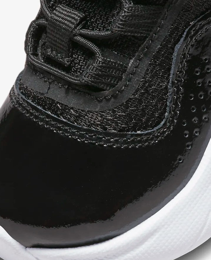 Pantofi sport Nike Jordan 11 CMFT Low EU 19.5- EU 27