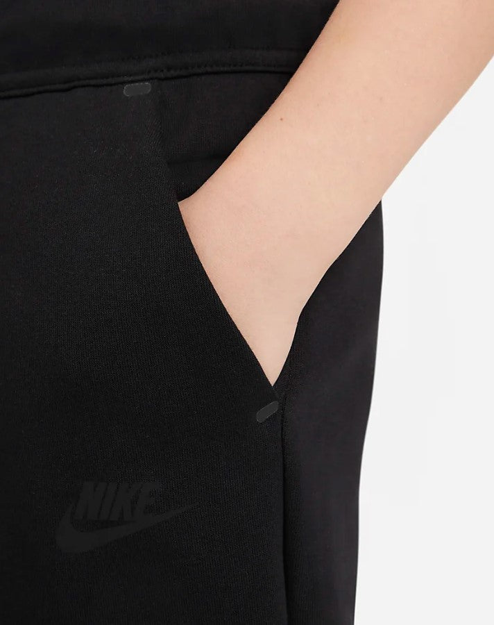 Pantaloni scurti Nike Tech Fleece 6-12 ani