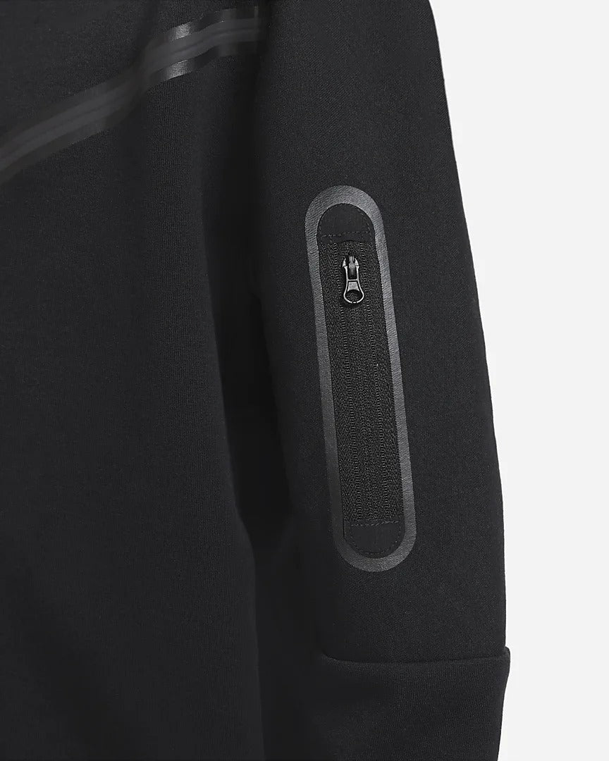 Bluza Nike TECH FLEECE Boys 7-15 ani 122-170 cm