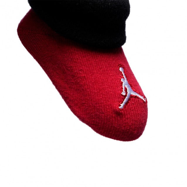 Set salopeta cu mânecă scurtă Nike Jordan 23  0-12 luni