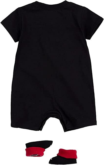 Set salopetă cu mânecă scurtă Nike Jordan 23  0-6 luni